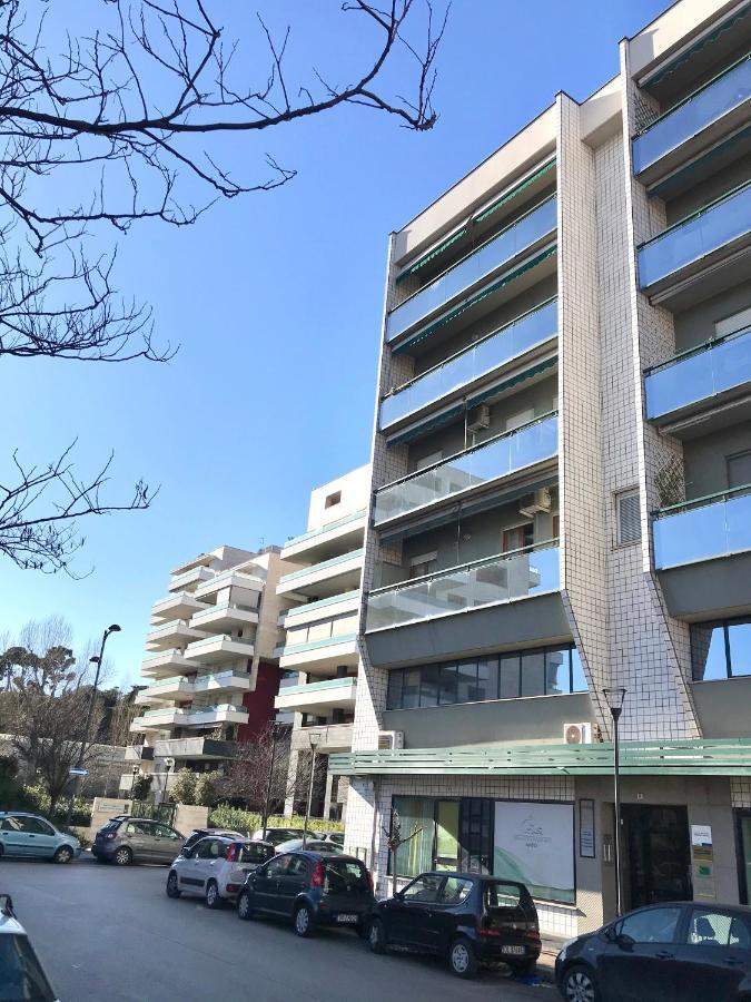 شقة Skyescape Pescara Centro المظهر الخارجي الصورة